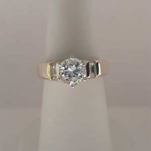 10kt gold engagement ring